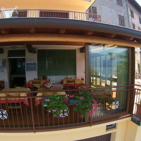 Hotel Residence Panoramica Brenzone sul Garda Habitación foto