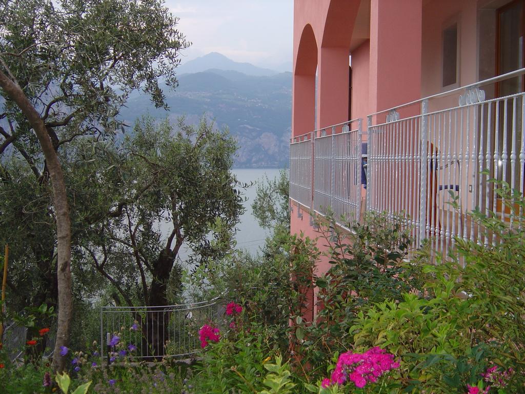 Hotel Residence Panoramica Brenzone sul Garda Habitación foto